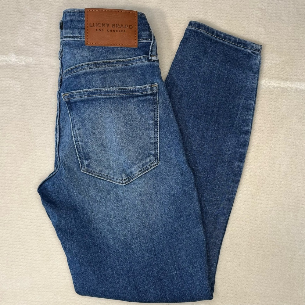 Lucky Brand Women's Slim Blue Jeans